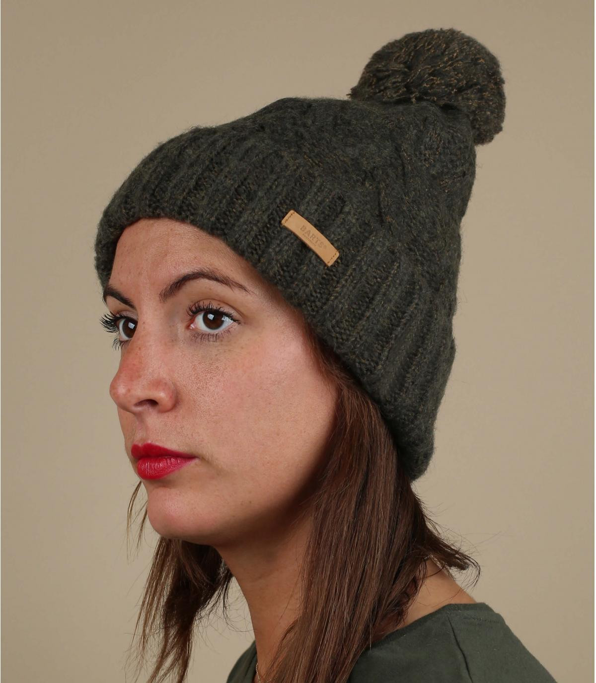 green pompom beanie strass Iphe Beanie army green pompom beanie strass Iphe Beanie army